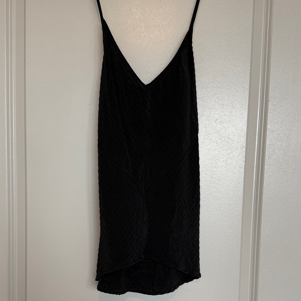 Madison Marcus Silk V-Neck tank